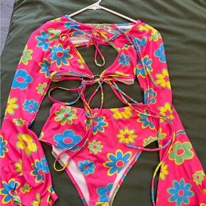 iHeartRaves 3 piece Pink Floral Set